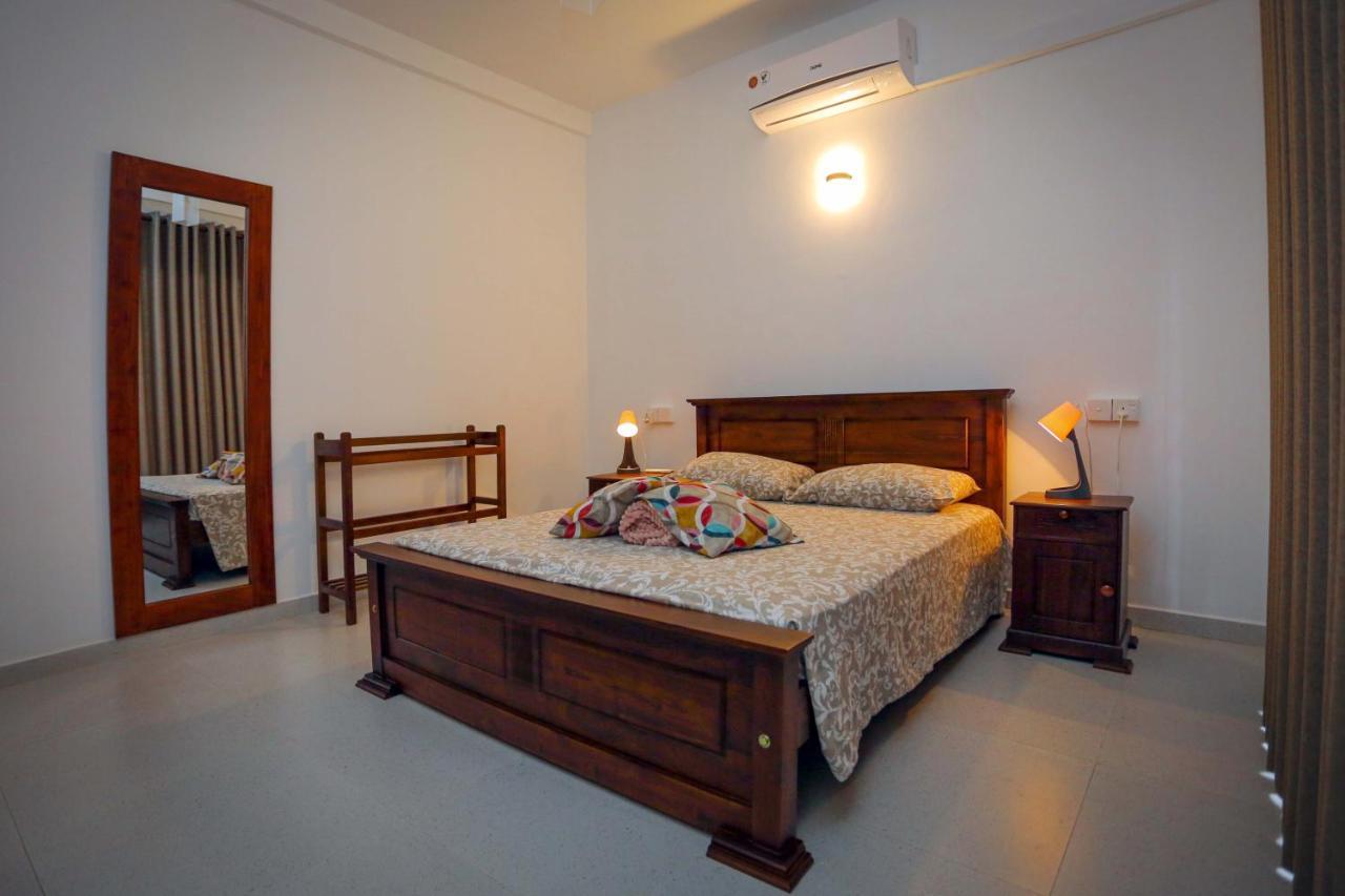 Villa Sole แคนดี้ ภายนอก รูปภาพ