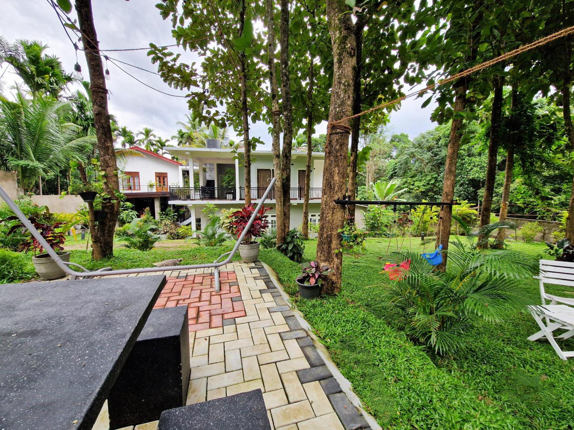 Villa Sole แคนดี้ ภายนอก รูปภาพ